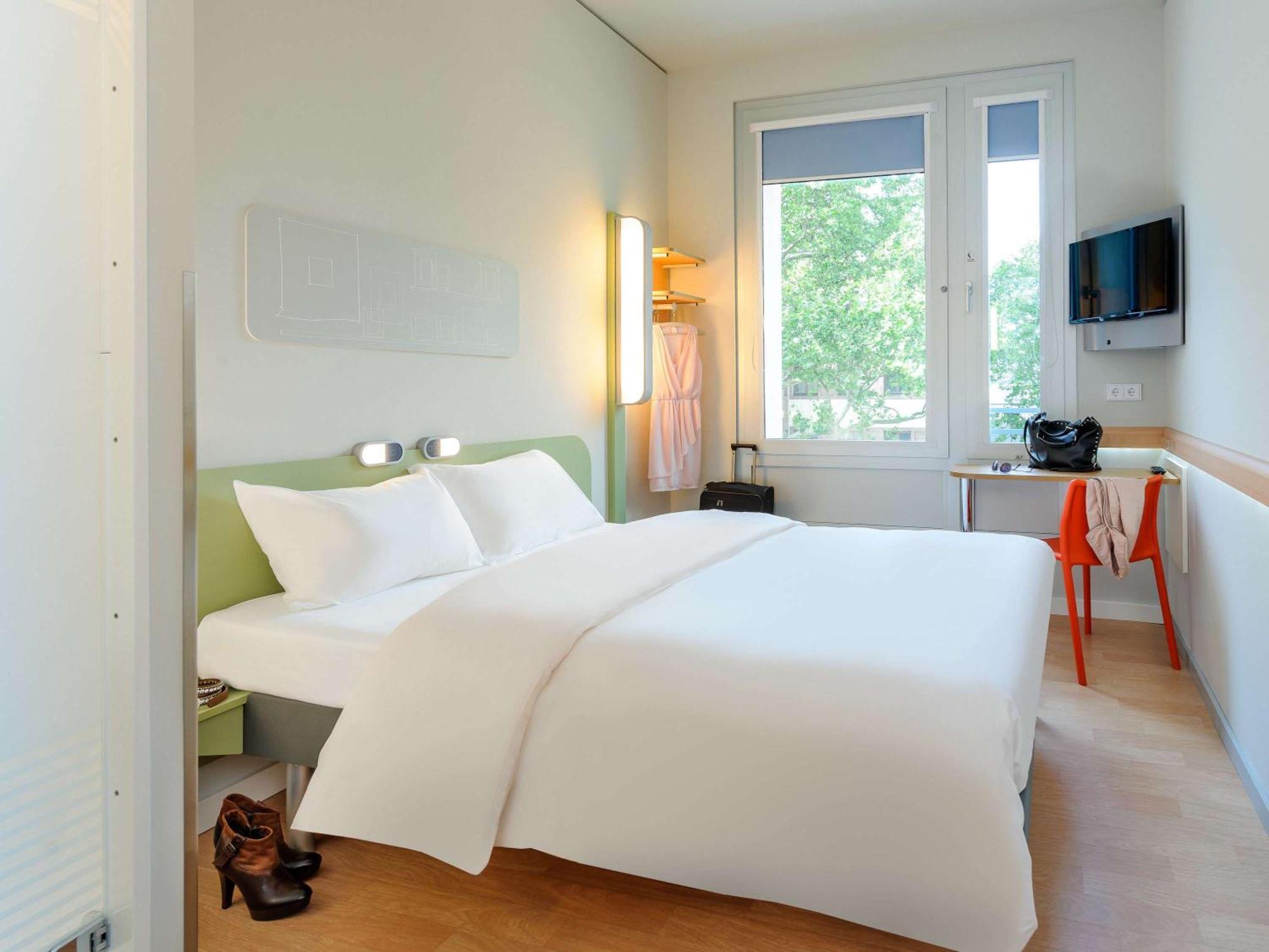 ไอบิส บัดเจ็ต แฟรงค์เฟิร์ตซิตี้ เวสต์ Hotel Frankfurt am Main ภายนอก รูปภาพ