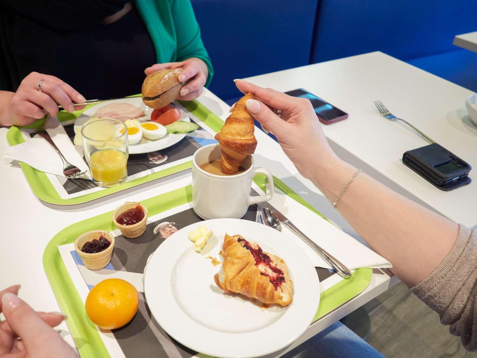 ไอบิส บัดเจ็ต แฟรงค์เฟิร์ตซิตี้ เวสต์ Hotel Frankfurt am Main ภายนอก รูปภาพ