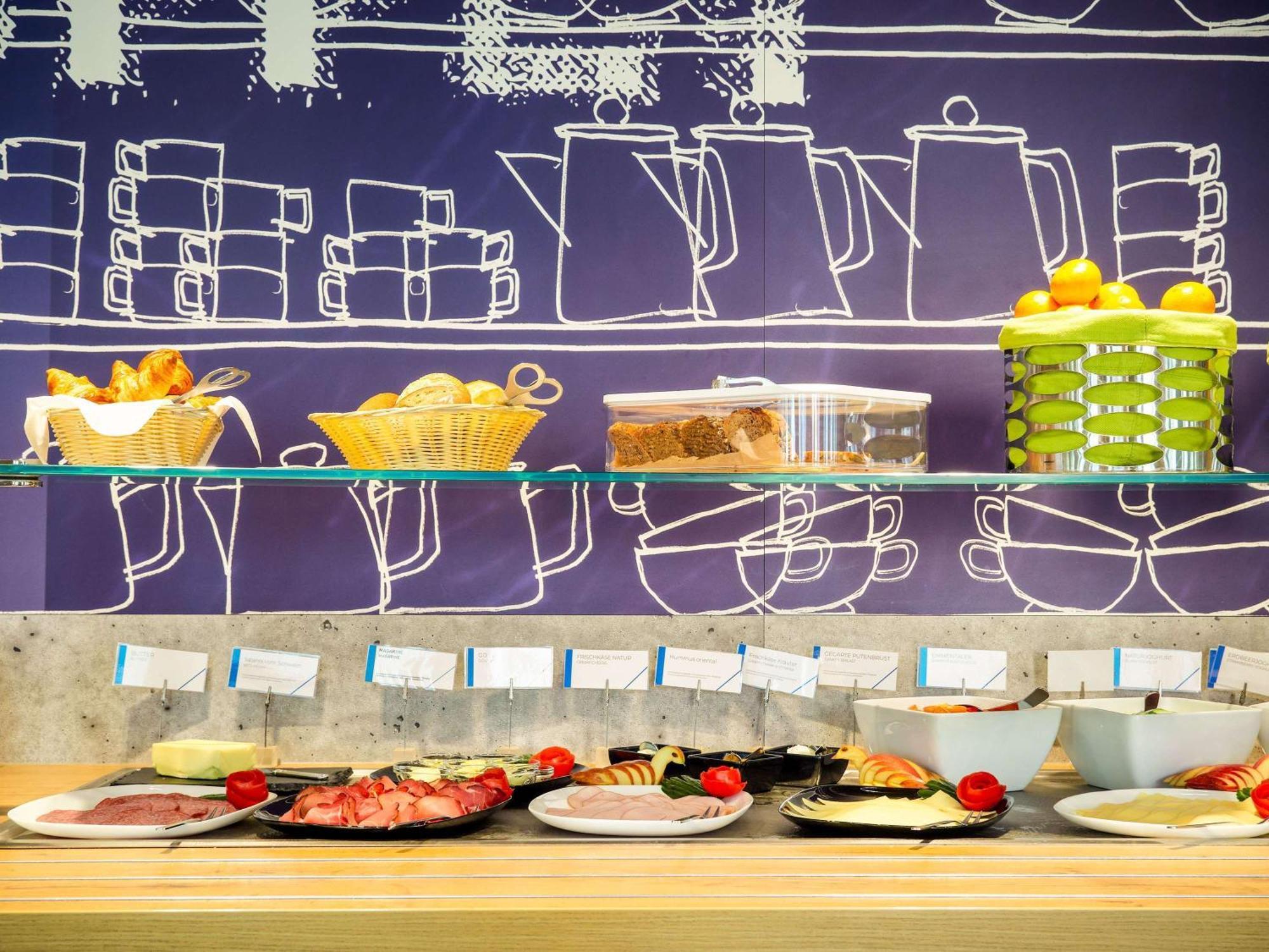 ไอบิส บัดเจ็ต แฟรงค์เฟิร์ตซิตี้ เวสต์ Hotel Frankfurt am Main ภายนอก รูปภาพ