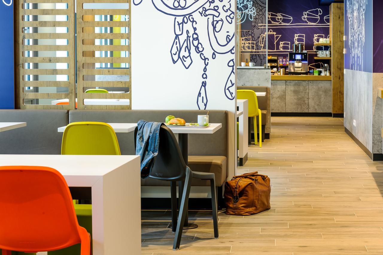 ไอบิส บัดเจ็ต แฟรงค์เฟิร์ตซิตี้ เวสต์ Hotel Frankfurt am Main ภายนอก รูปภาพ